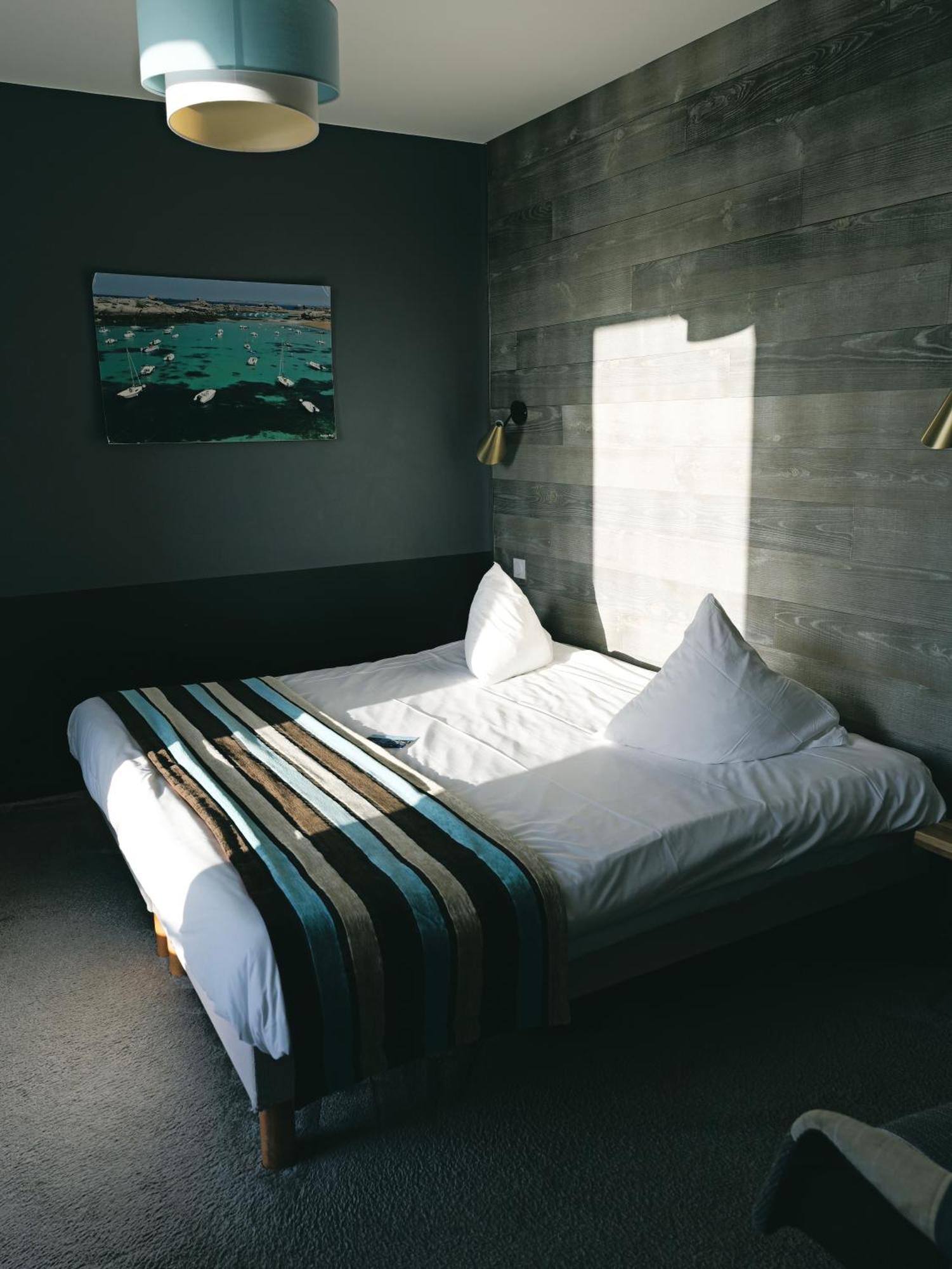 Des Rochers Hotel 3*