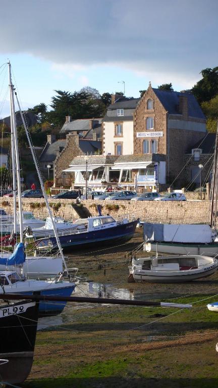 Des Rochers Hotel 3*